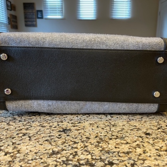 Henri Bendel Handbag - Picture 2 of 8